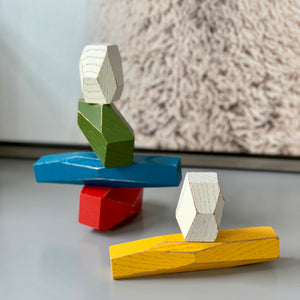 GIFT GUIDE FOR TOTS: Best of Building